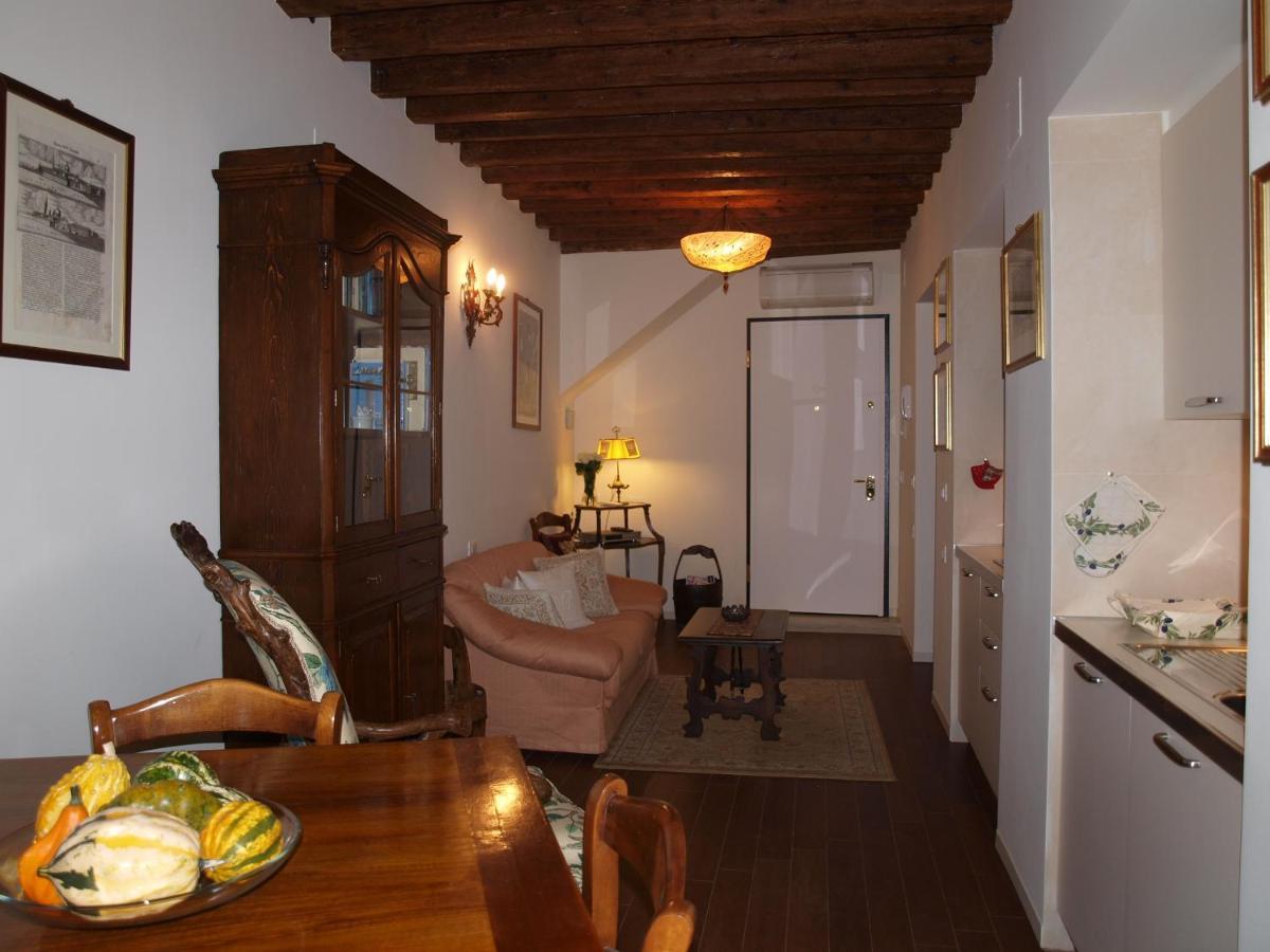 Al Pozzo Dei Scoacamini, 100 M From San Marco, Ground Floor Leilighet Venezia Eksteriør bilde